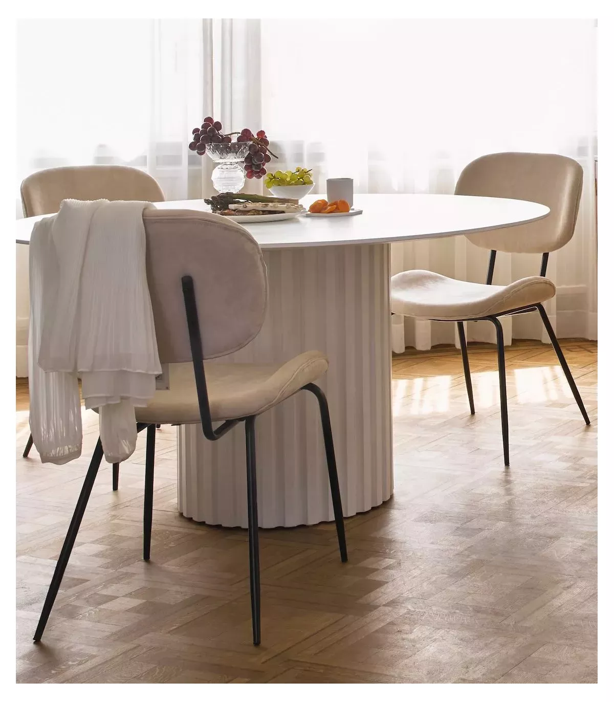 Mesa de comedor redonda, color blanco